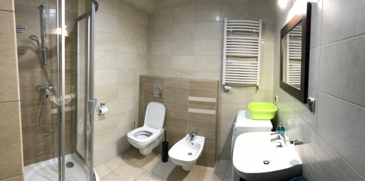 Apartamenty Navigator-Portowa 28 Kołobrzeg Exteriör bild
