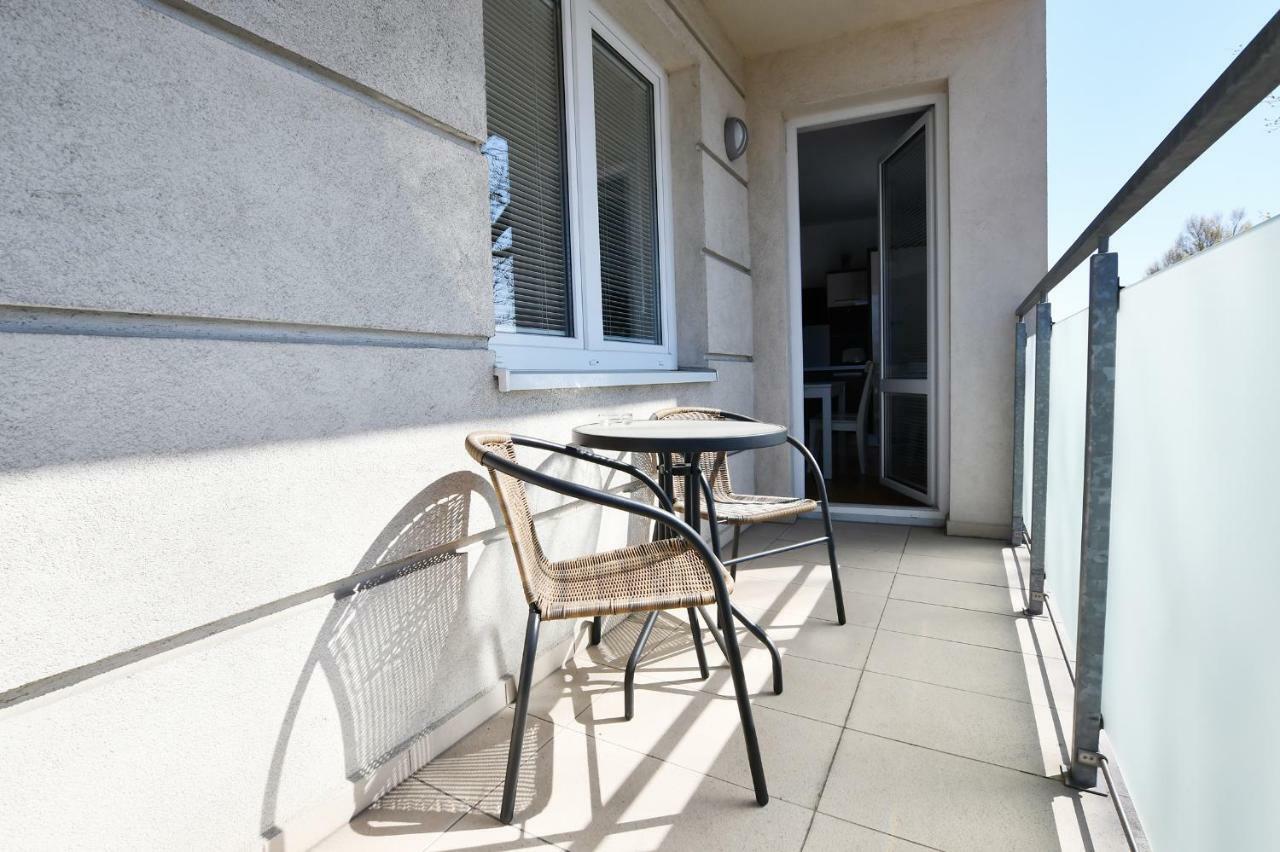 Apartamenty Navigator-Portowa 28 Kołobrzeg Exteriör bild