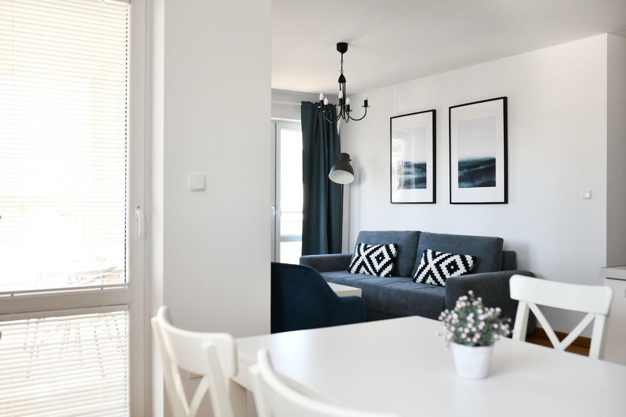Apartamenty Navigator-Portowa 28 Kołobrzeg Exteriör bild