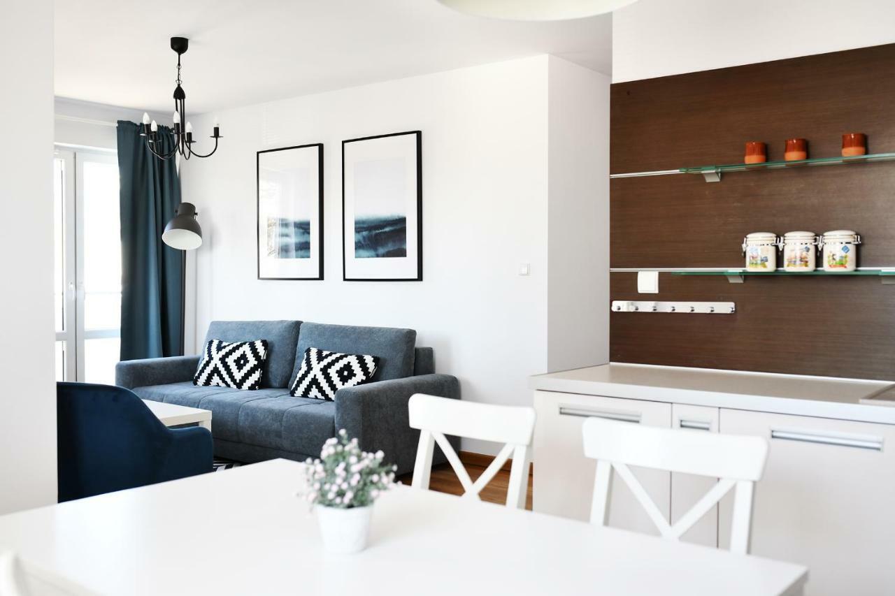 Apartamenty Navigator-Portowa 28 Kołobrzeg Exteriör bild
