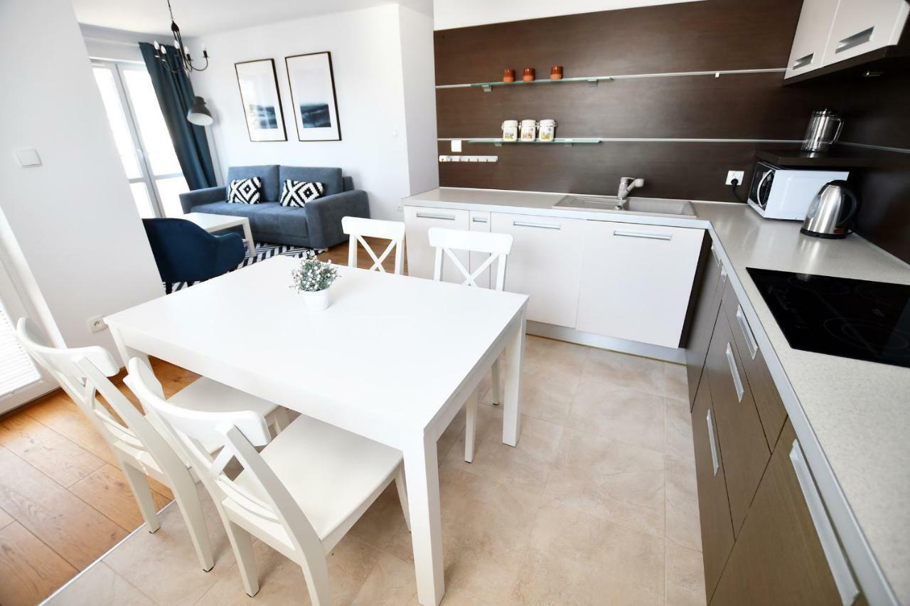 Apartamenty Navigator-Portowa 28 Kołobrzeg Exteriör bild